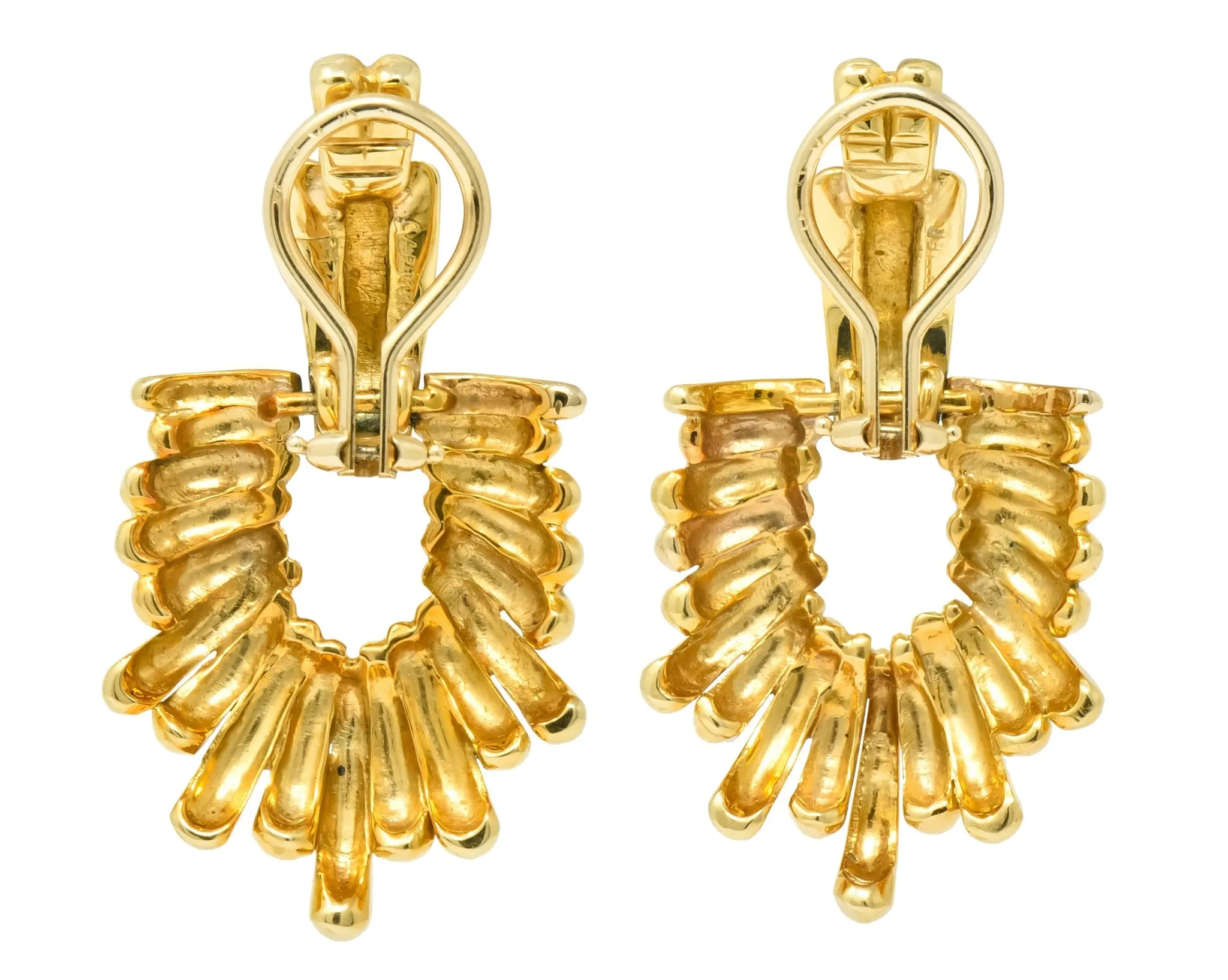 Aldo Cipullo Cartier Vintage 18 Karat Gold Door Knocker Ear-Clip Earring 1970's