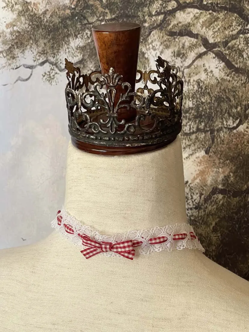 Countryside Gingham Ribbon & Lace Choker Necklace in Red x White