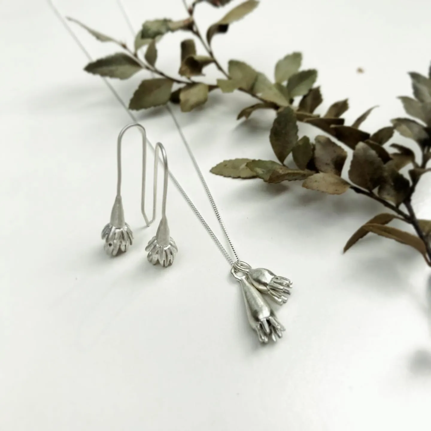 Flora Drop Earrings