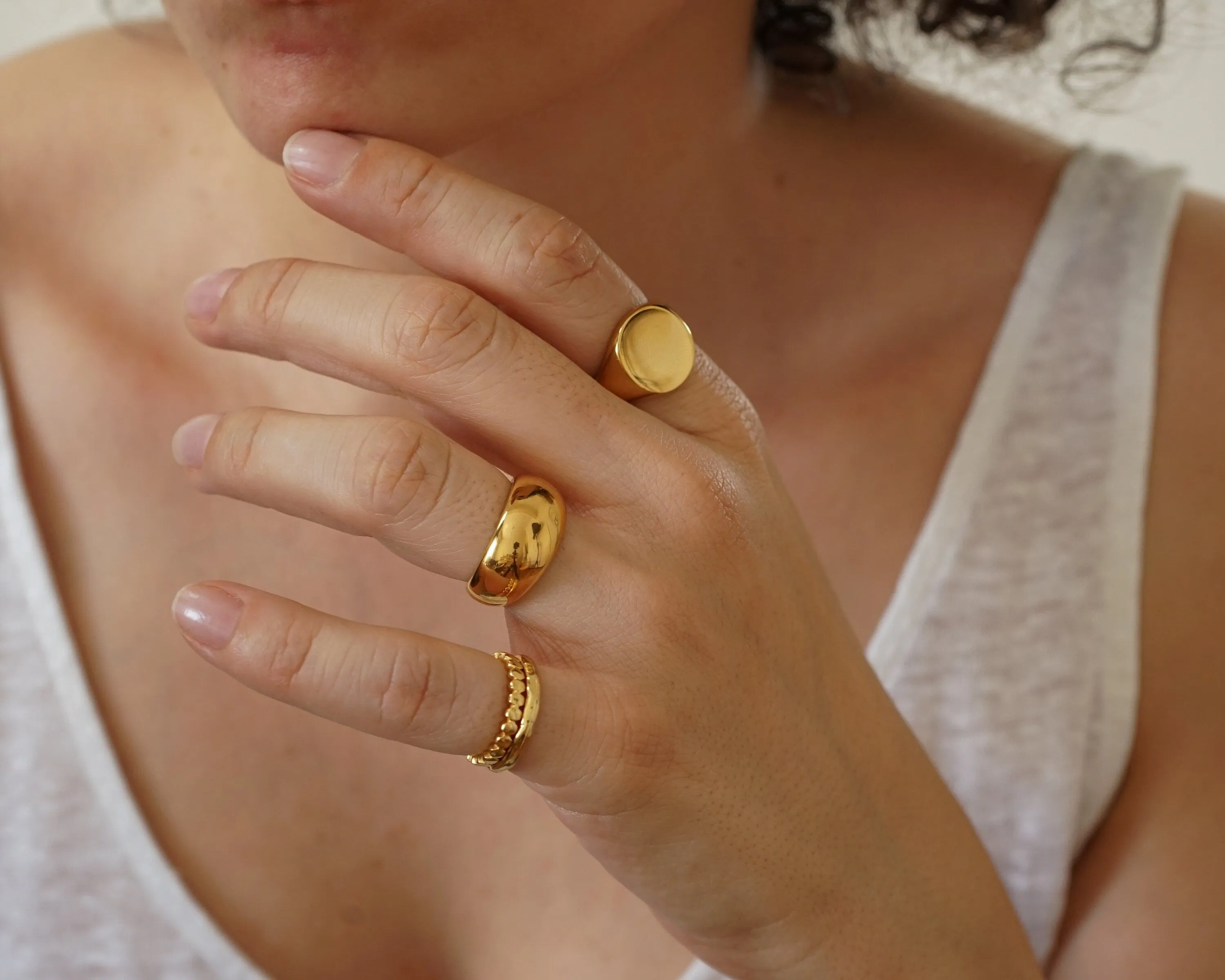 Gold Classic Round Signet Ring