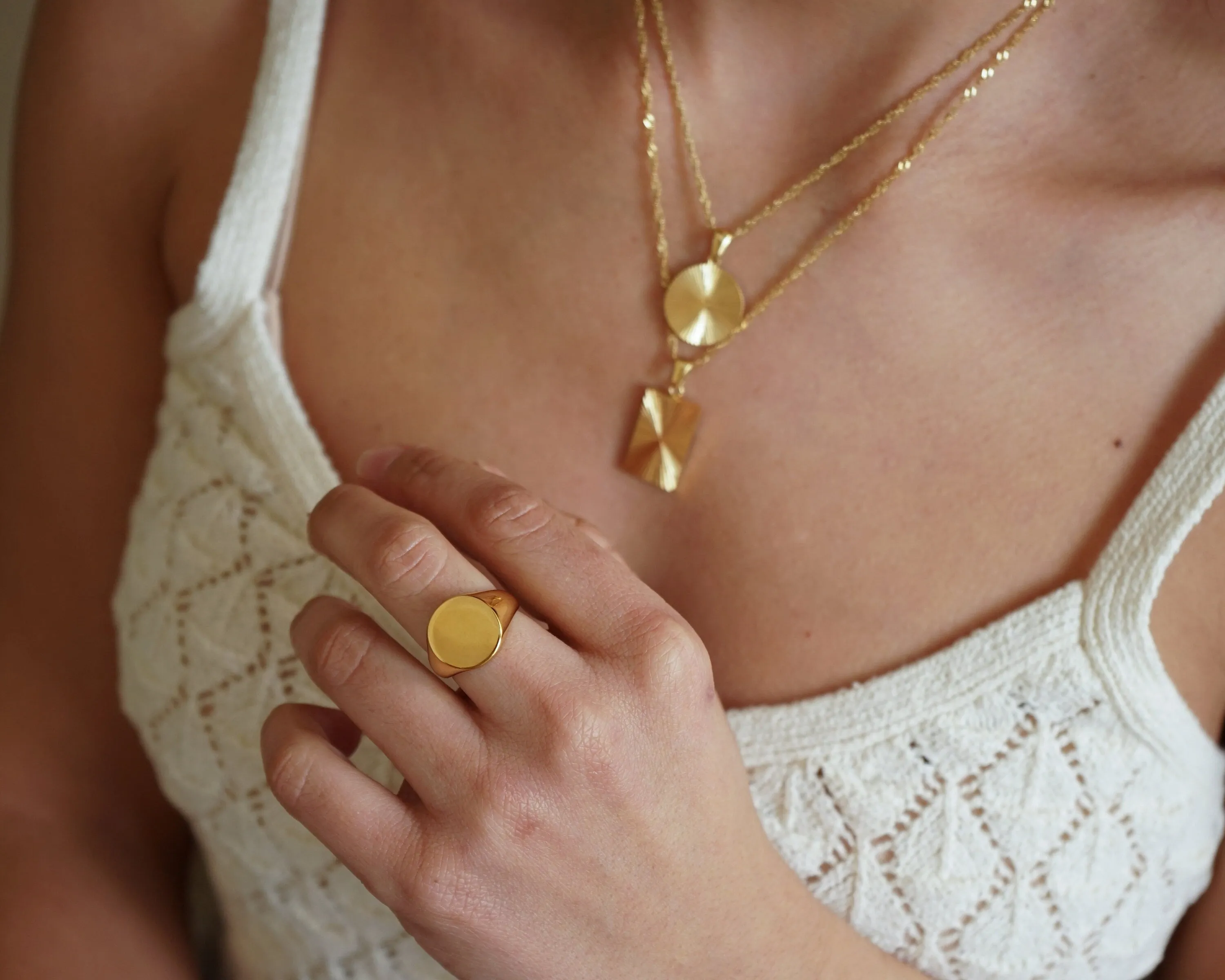 Gold Classic Round Signet Ring