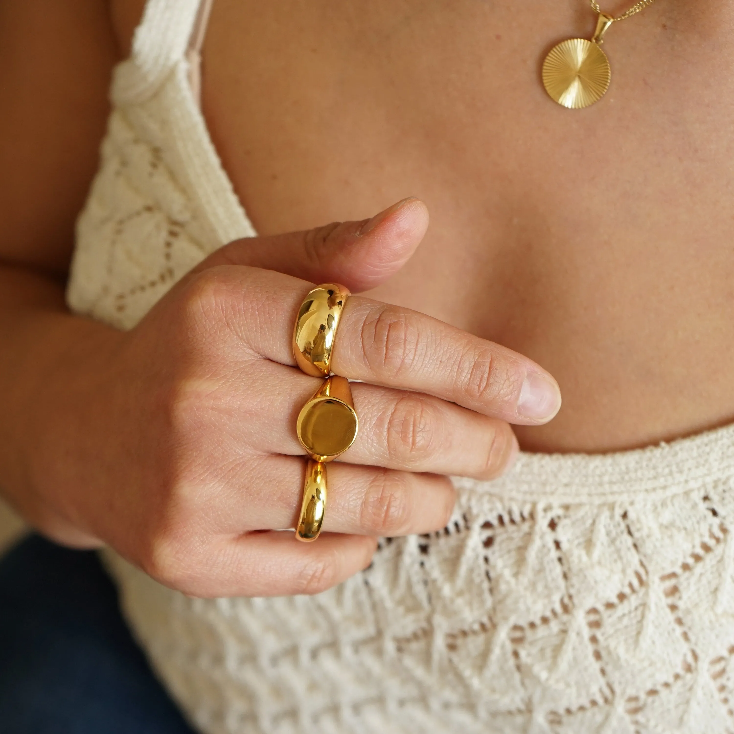 Gold Classic Round Signet Ring