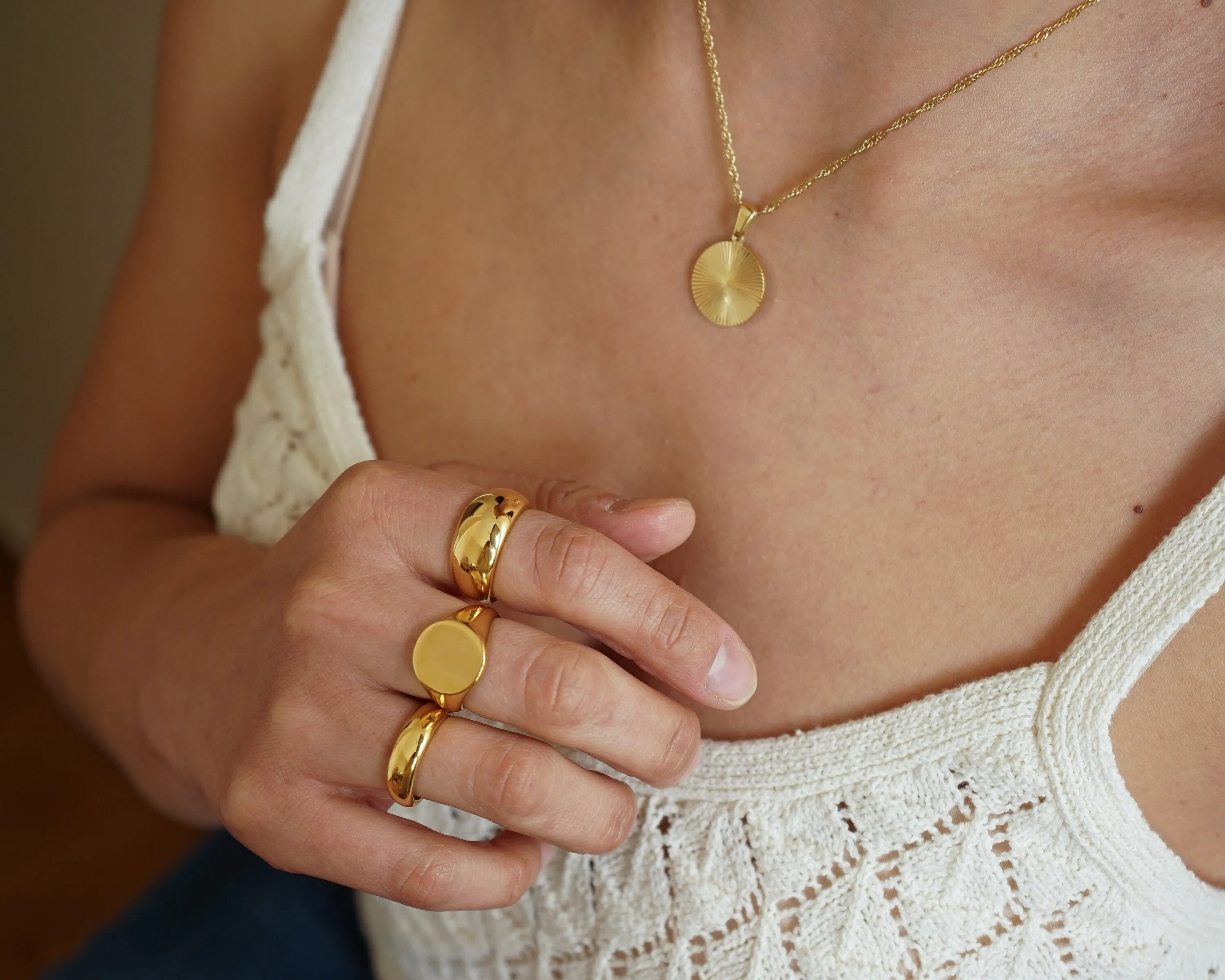 Gold Classic Round Signet Ring