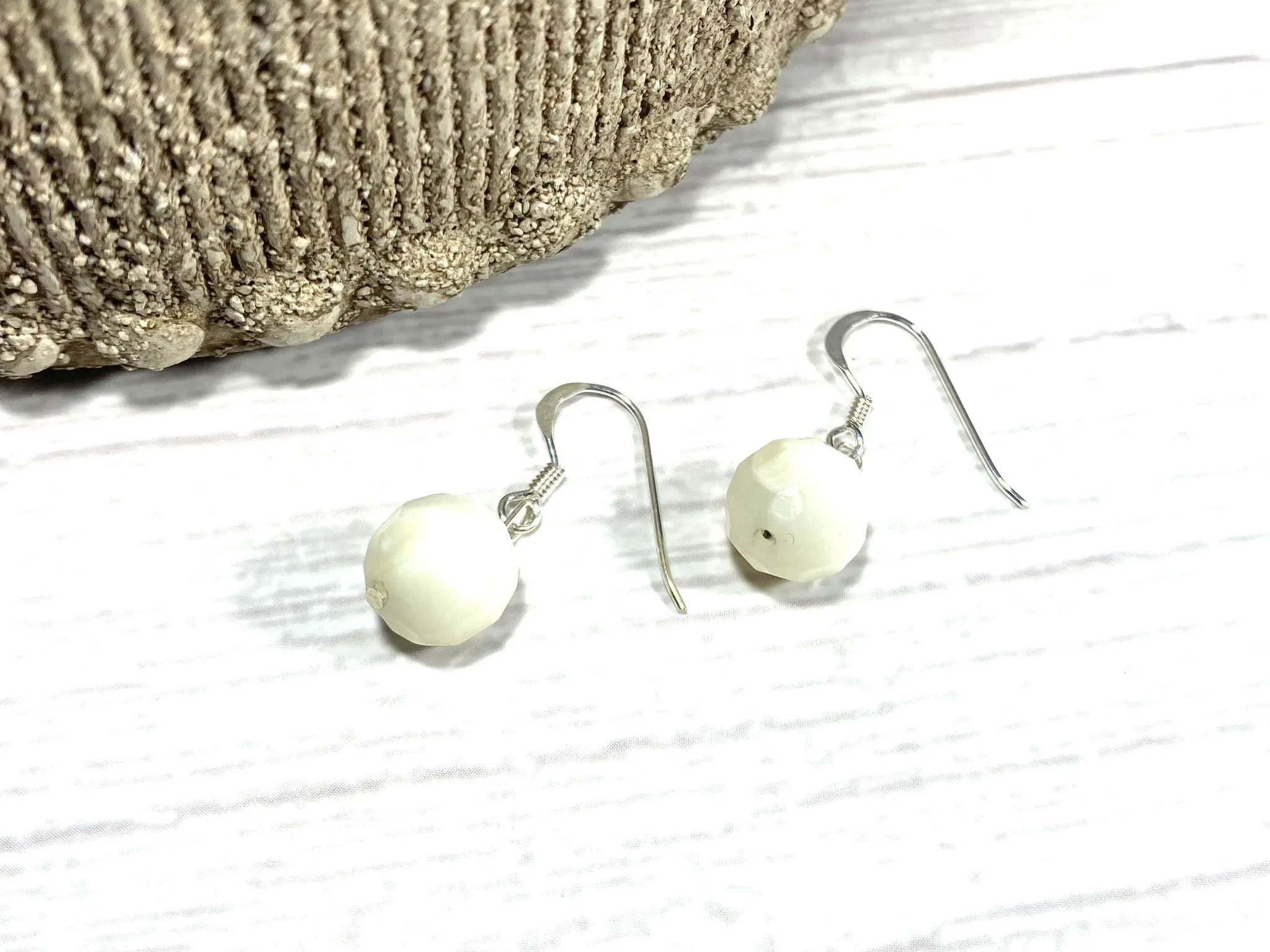 Minimalist Freshwater Pearl Earrings