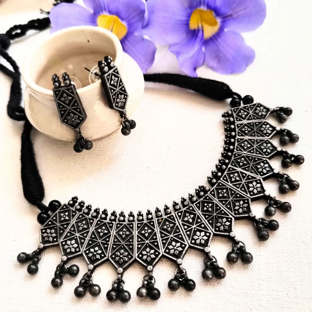 Regal Oxidized Necklace Set