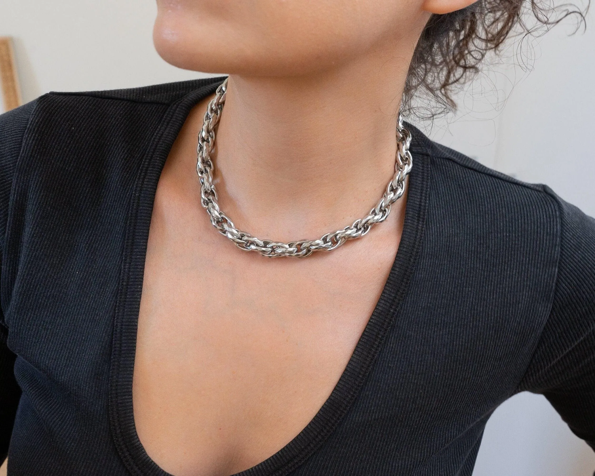 Silver Twisted Oval Chunky Chain Choker