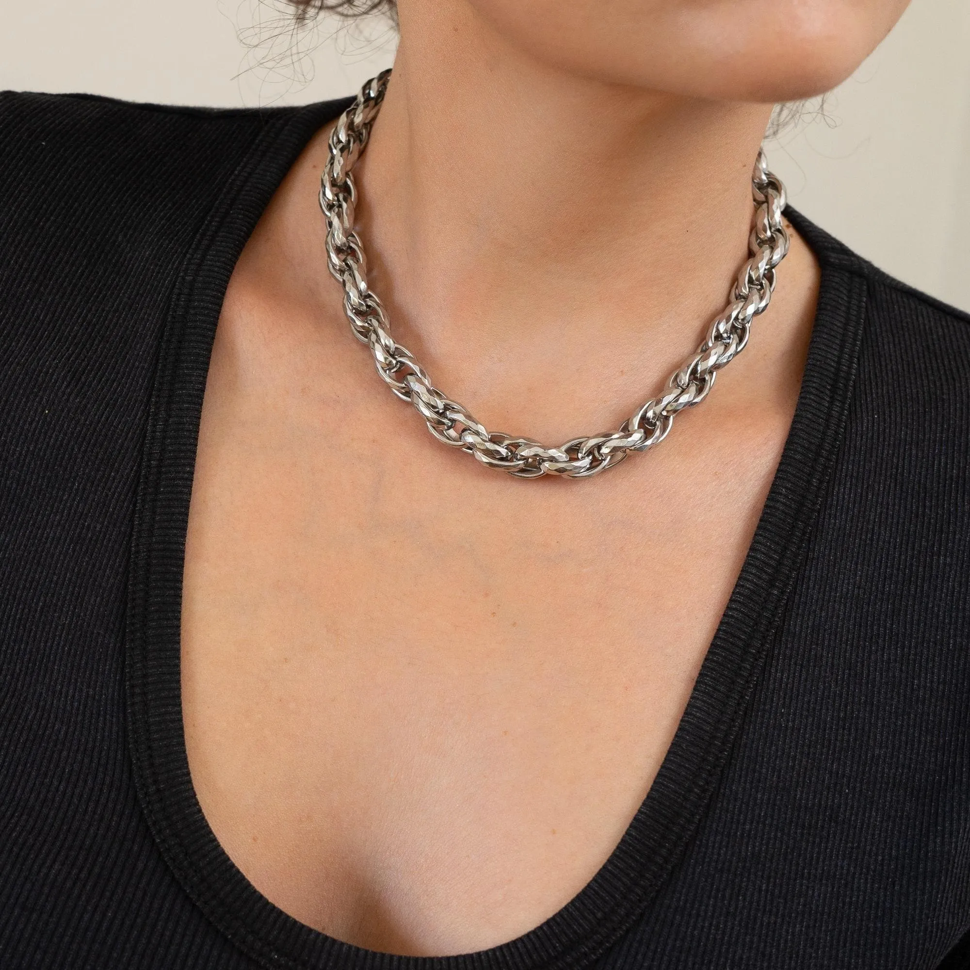 Silver Twisted Oval Chunky Chain Choker