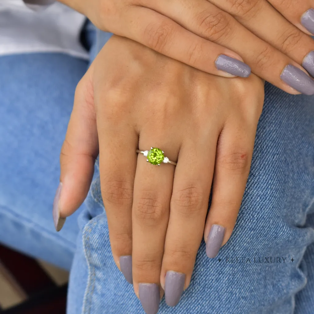 Summer Breeze - Peridot Ring