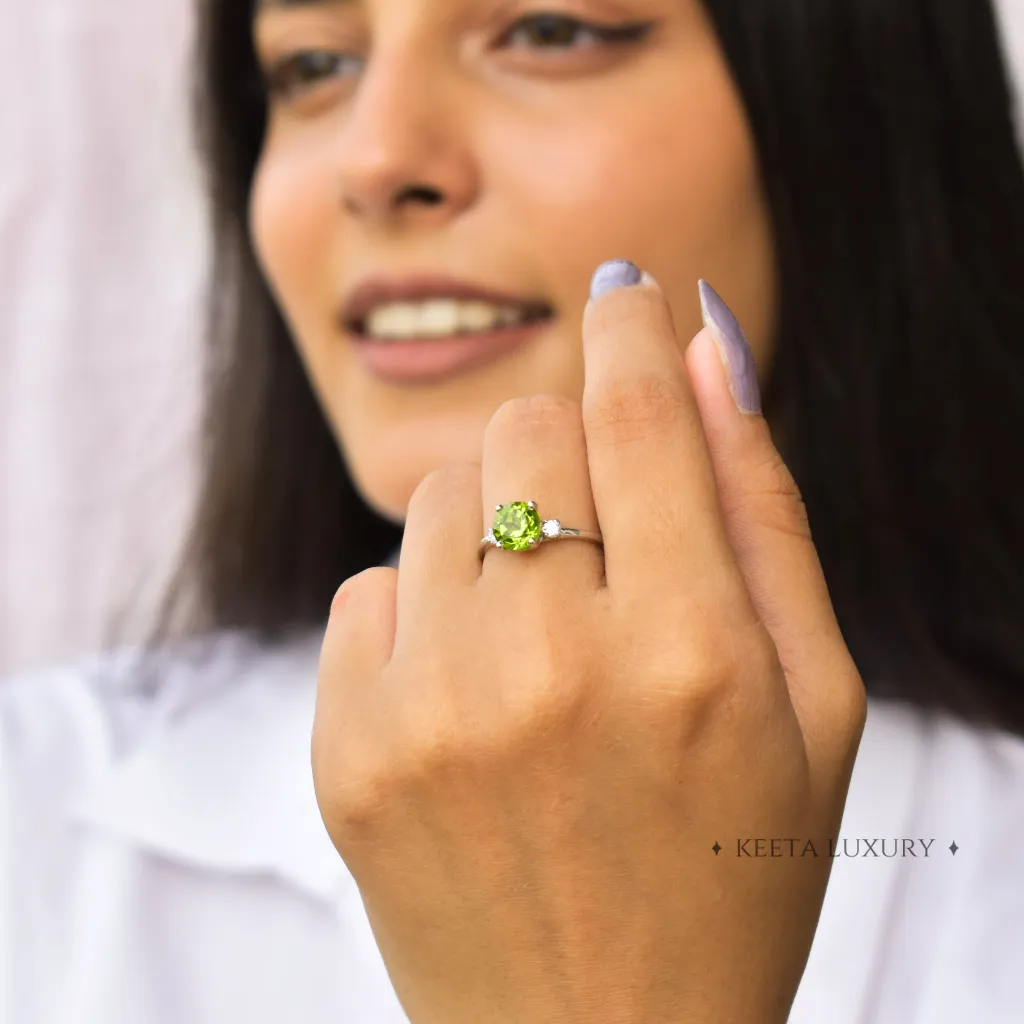 Summer Breeze - Peridot Ring