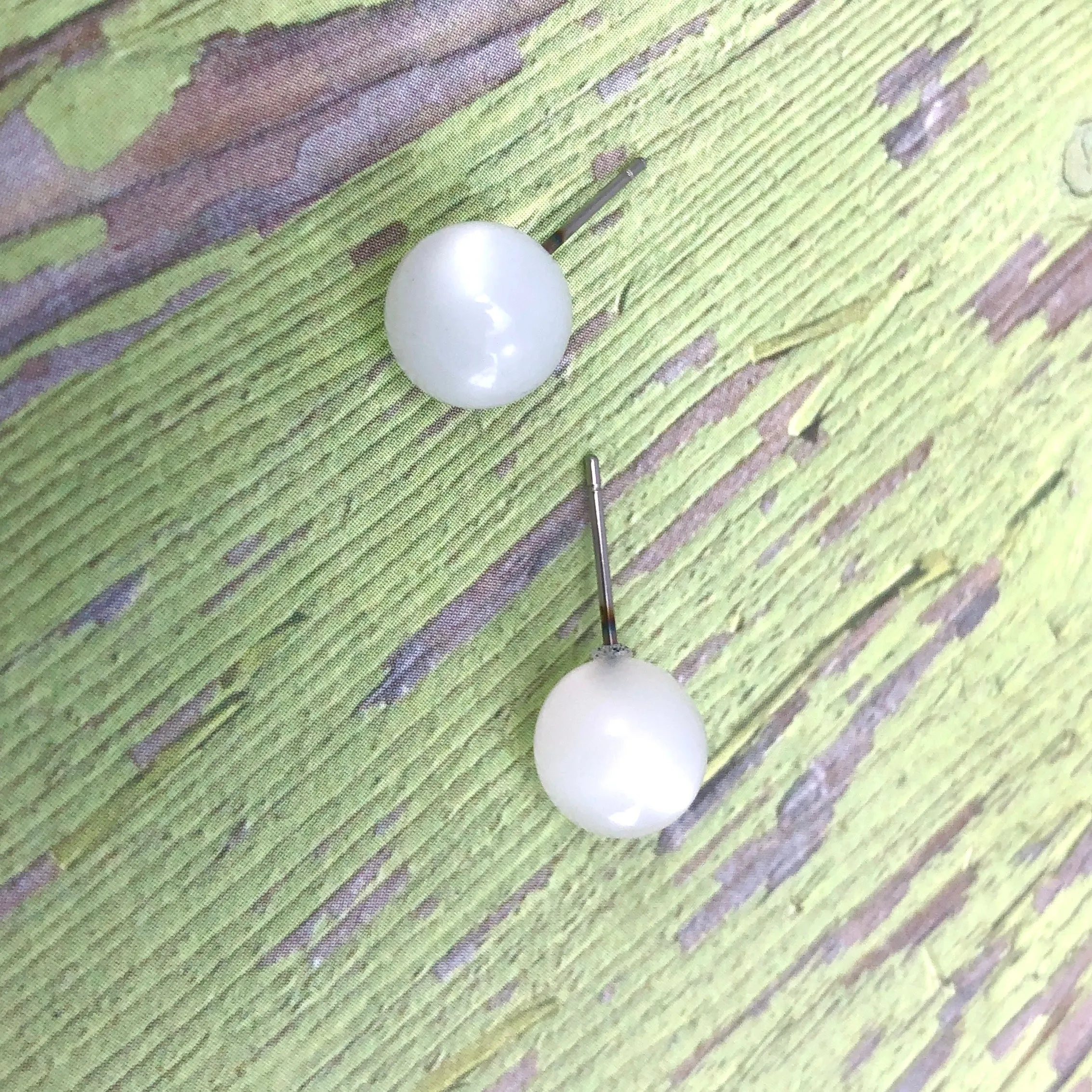 White Moonglow Ball Stud Earrings