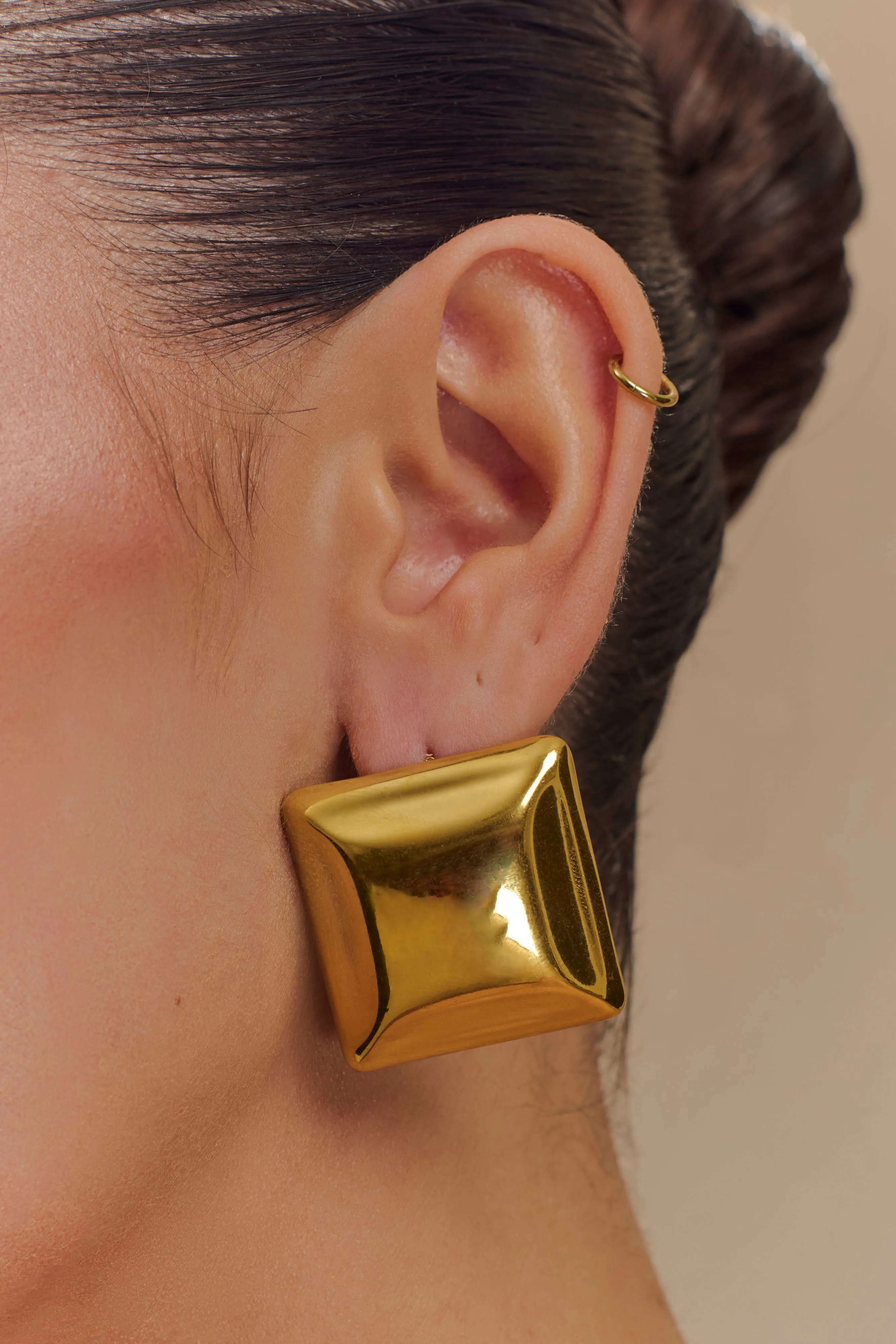 Wilma Square Earrings - Gold